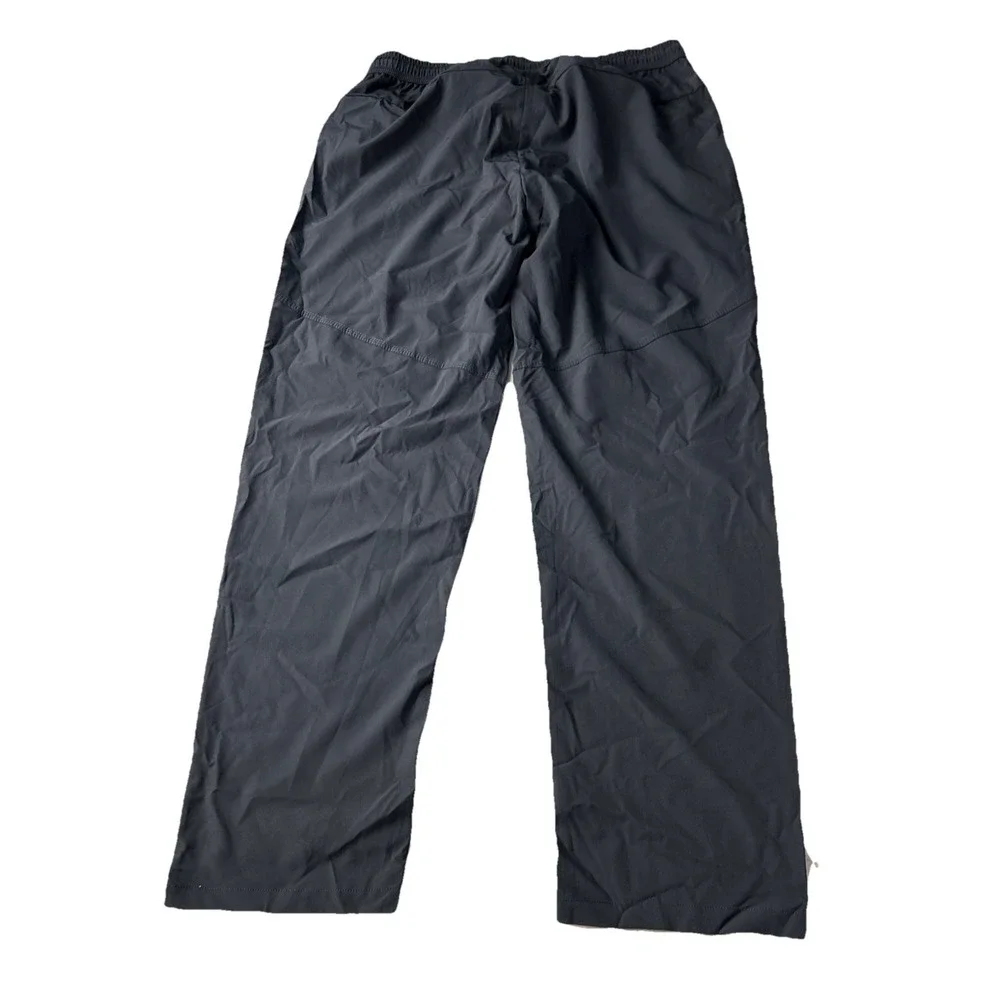 TBY Outdoorsports lightweight windbreaker